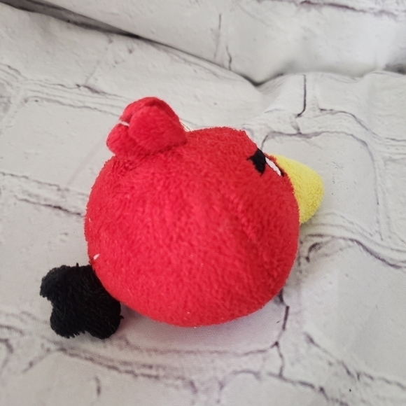 Angry Birds Red Cardinal Bird Plush 3-inch Finger Puppet Flinger 2011 Rovio - Picture 2 of 6
